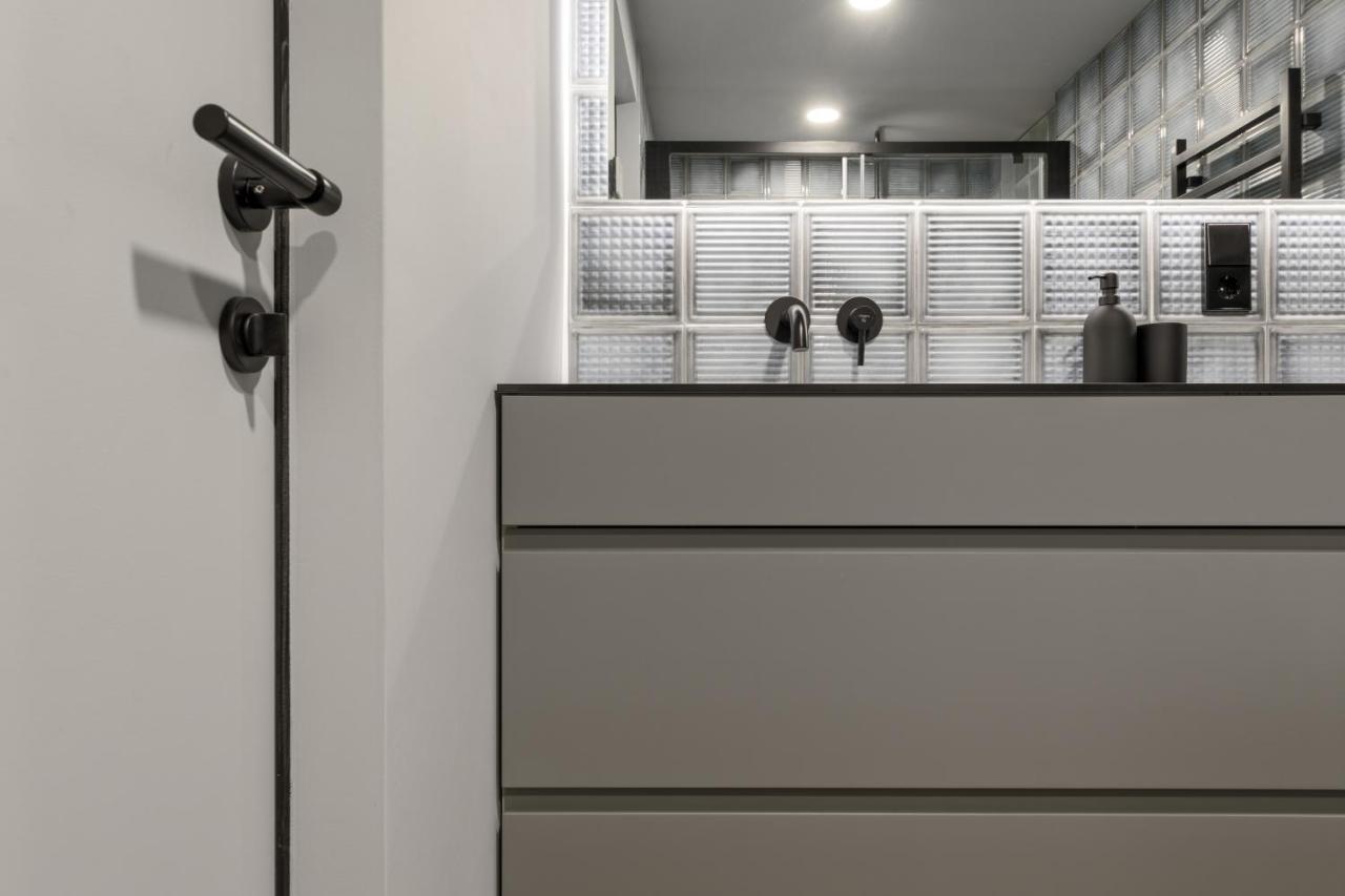 Ivis House Modern Apt In Vilnius Old Town W Balcony Luaran gambar